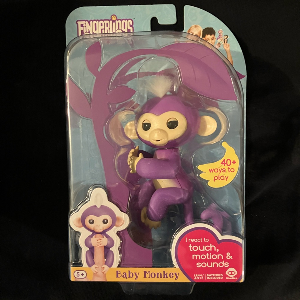 WowWee Fingerlings Interactive Pet Baby Monkey Mia  Purple NWT